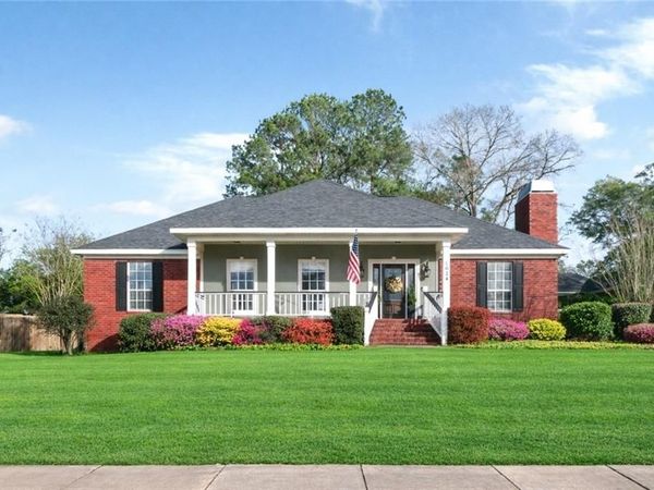 1624 Silver Creek Drive, Saraland, AL 36571