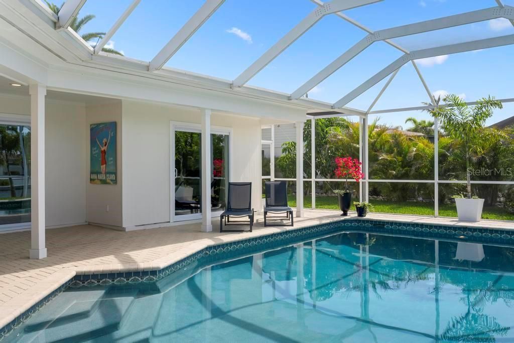 616 Foxworth Lane, Holmes Beach, FL 34217 Photo