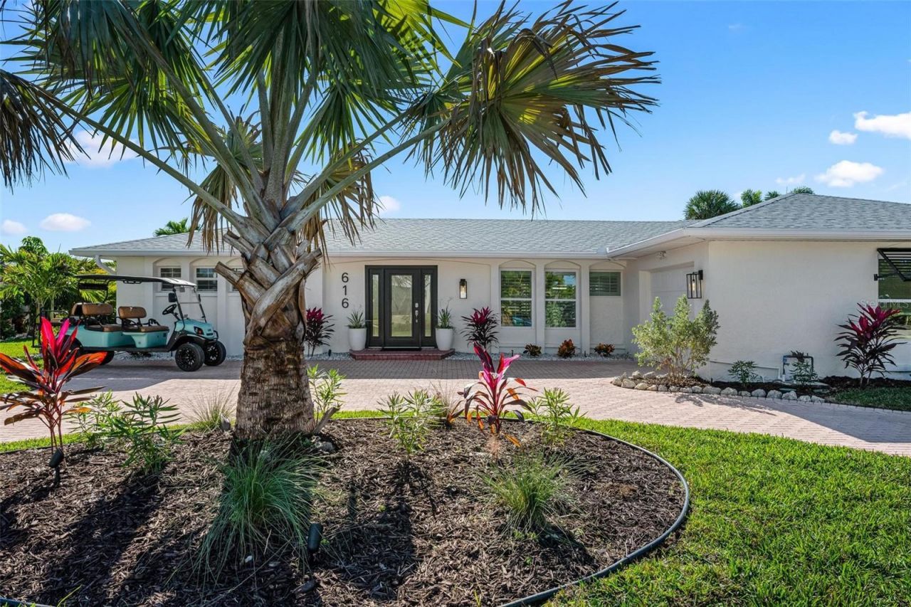 616 Foxworth Lane, Holmes Beach, FL 34217 Photo