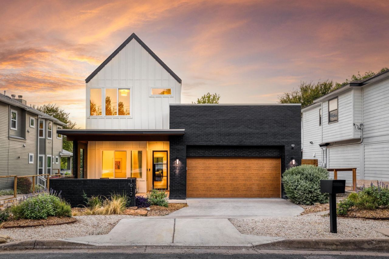 1612 Clifford Ave, Austin, TX 78702 Main Photo