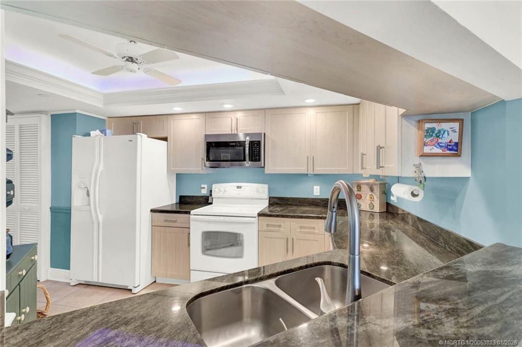 8880 S Ocean Drive, Unit 1004, Jensen Beach, FL 34957 Photo