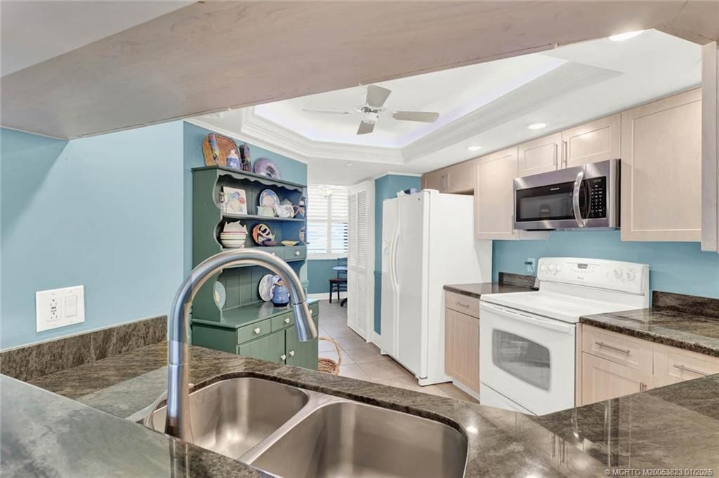 8880 S Ocean Drive, Unit 1004, Jensen Beach, FL 34957 Photo