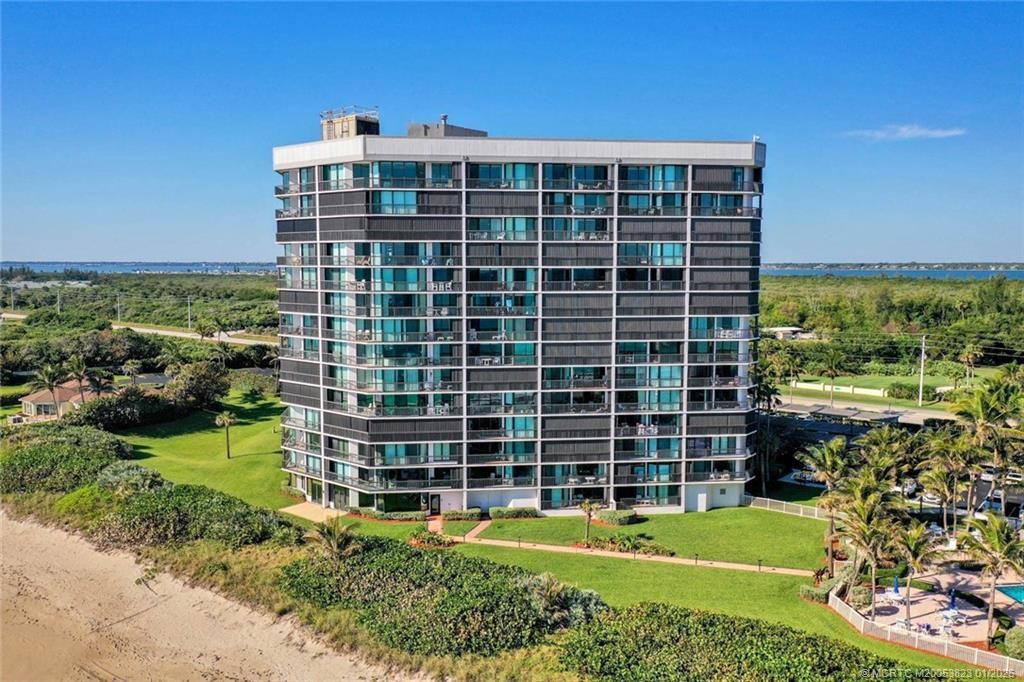 8880 S Ocean Drive, Unit 1004, Jensen Beach, FL 34957 Photo