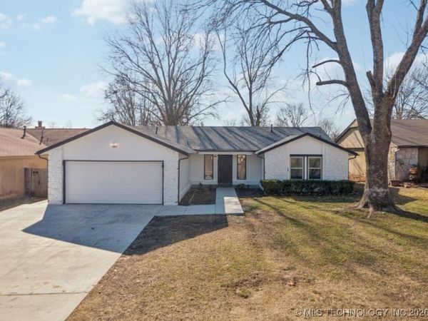13812 E 24th Place, Tulsa, OK 74134