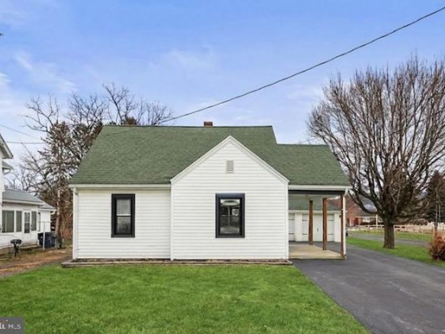 255 W Main Street, Fayetteville, PA 17222 Main Photo