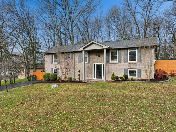 590 Weeping Elm Rd, Mount Juliet, TN 37122
