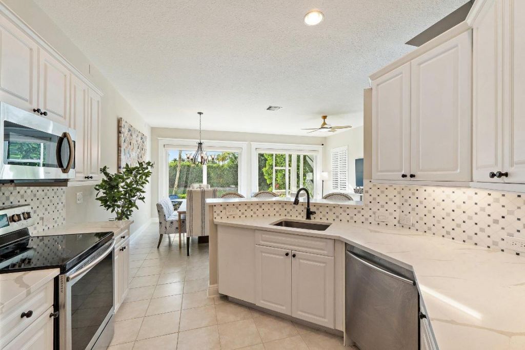 402 Resort Lane, Palm Beach Gardens, FL 33418 Photo