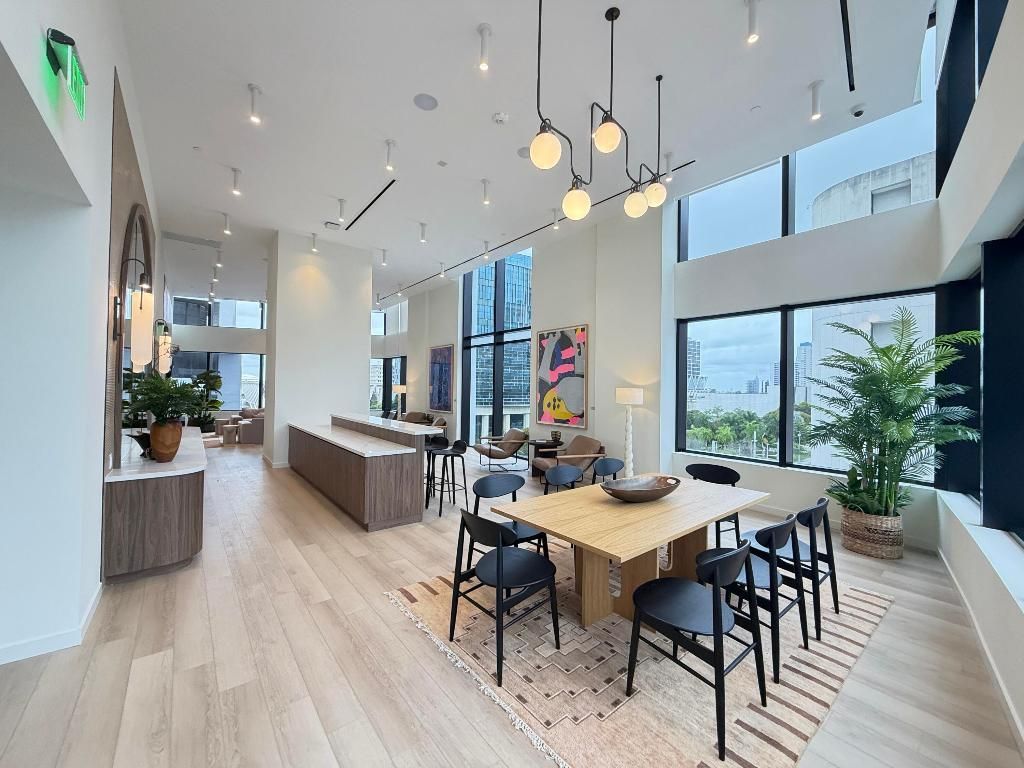 225 N Miami Avenue, Unit 3502, Miami, FL 33128 Photo