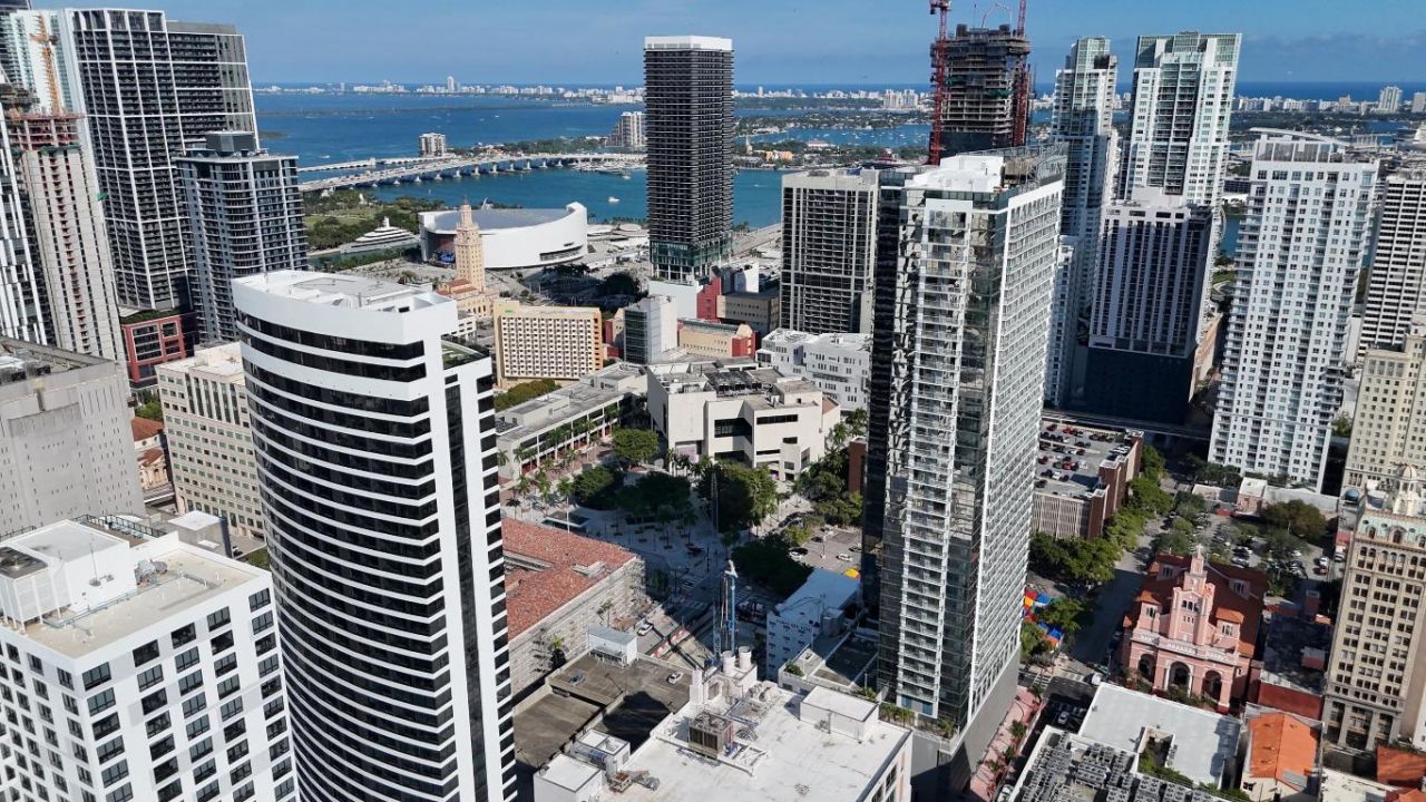 225 N Miami Avenue, Unit 3502, Miami, FL 33128 Photo