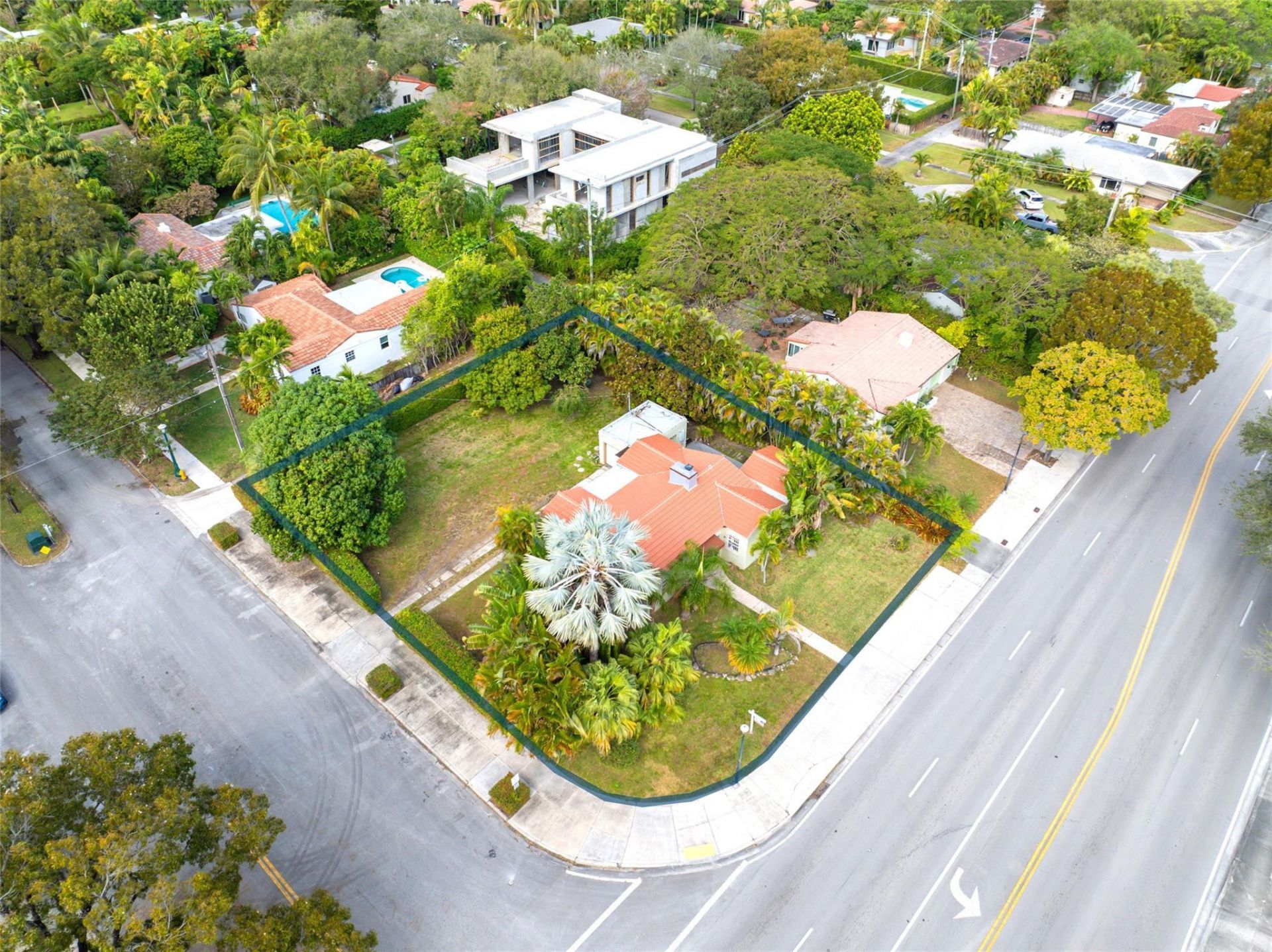 9600 N Miami Avenue, Miami Shores, FL 33150 Photo