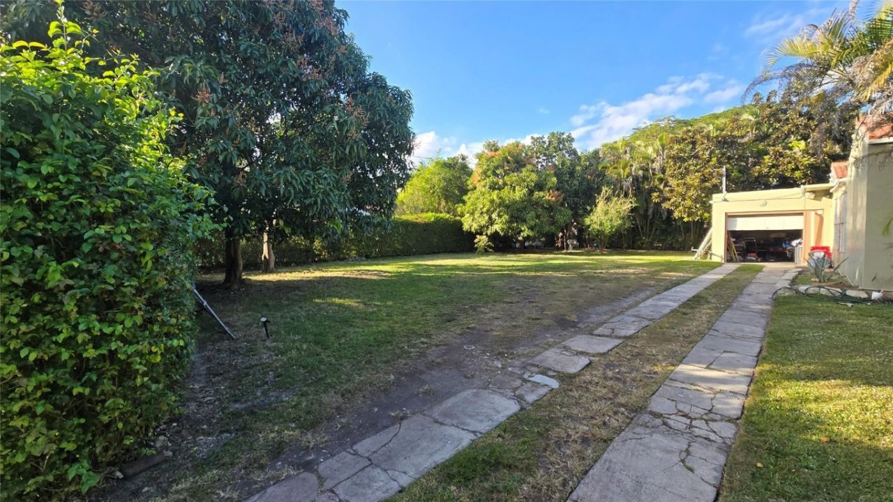 9600 N Miami Avenue, Miami Shores, FL 33150 Photo