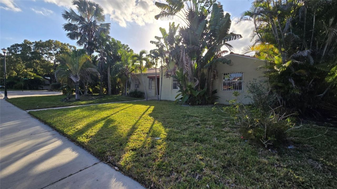 9600 N Miami Avenue, Miami Shores, FL 33150 Photo