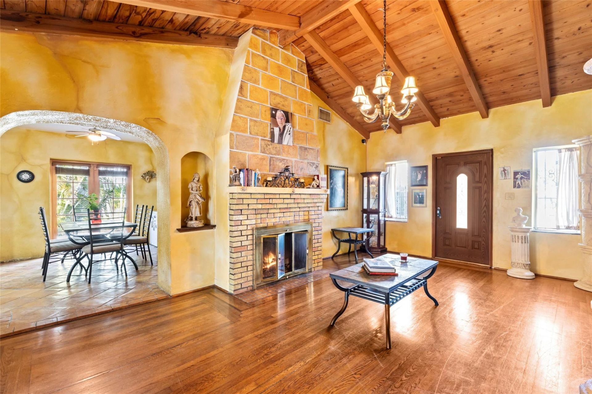 9600 N Miami Avenue, Miami Shores, FL 33150 Photo