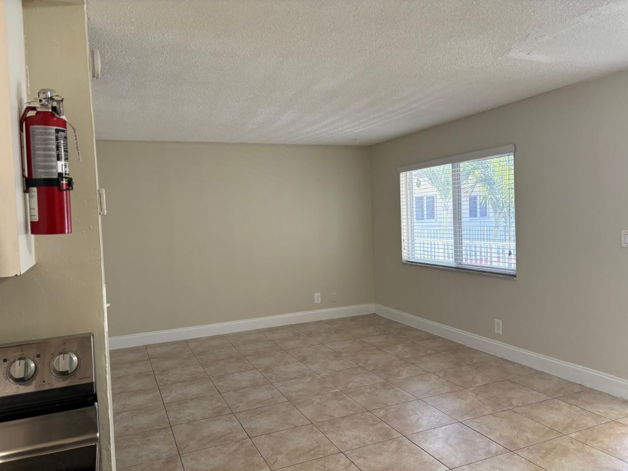 5811 NW 17th Place, Unit L, Sunrise, FL 33313 Photo