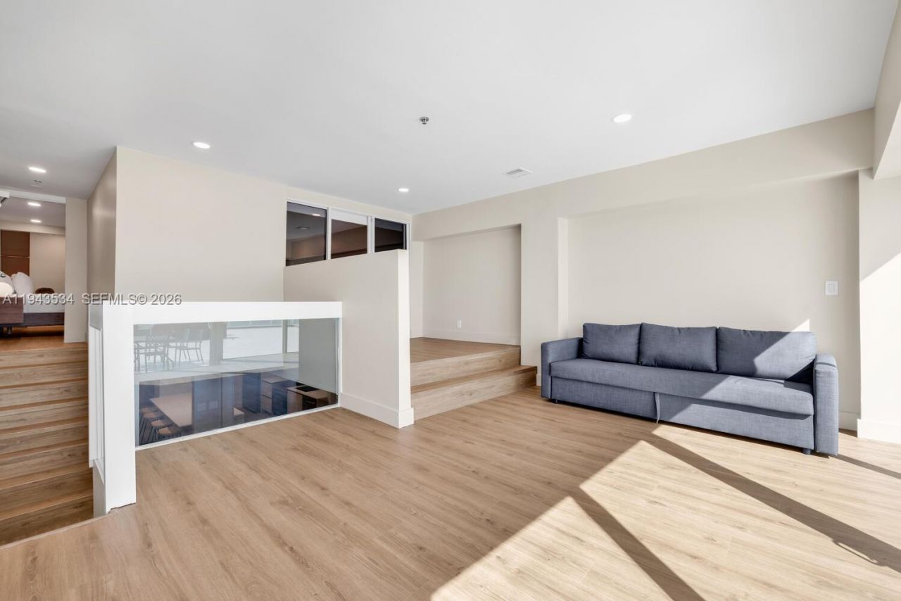 5445 Collins Ave, Unit M9 M10 M11, Miami Beach, FL 33140 Photo