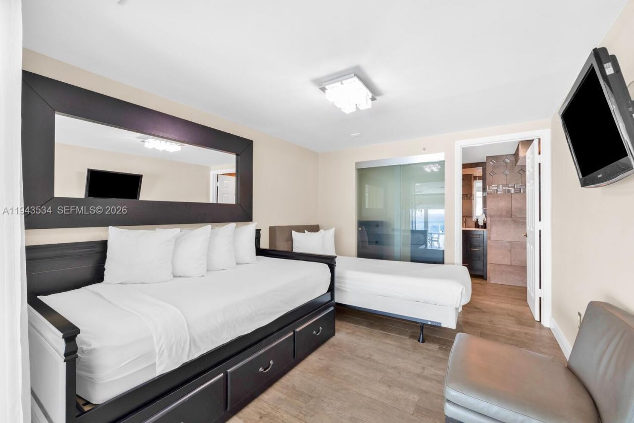 5445 Collins Ave, Unit M9 M10 M11, Miami Beach, FL 33140 Photo