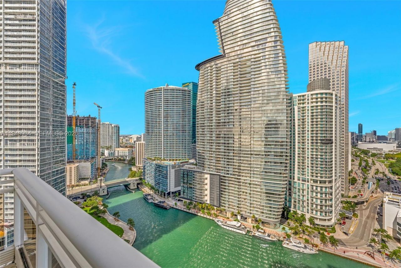 901 Brickell Key Blvd, Unit 3206, Miami, FL 33131 Photo