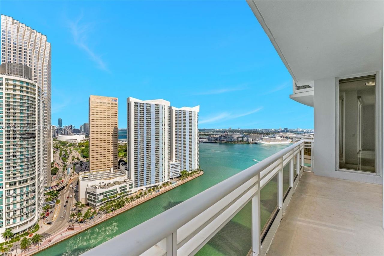 901 Brickell Key Blvd, Unit 3206, Miami, FL 33131 Photo