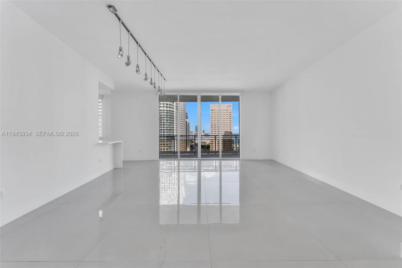 901 Brickell Key Blvd, Unit 3206, Miami, FL 33131 Photo
