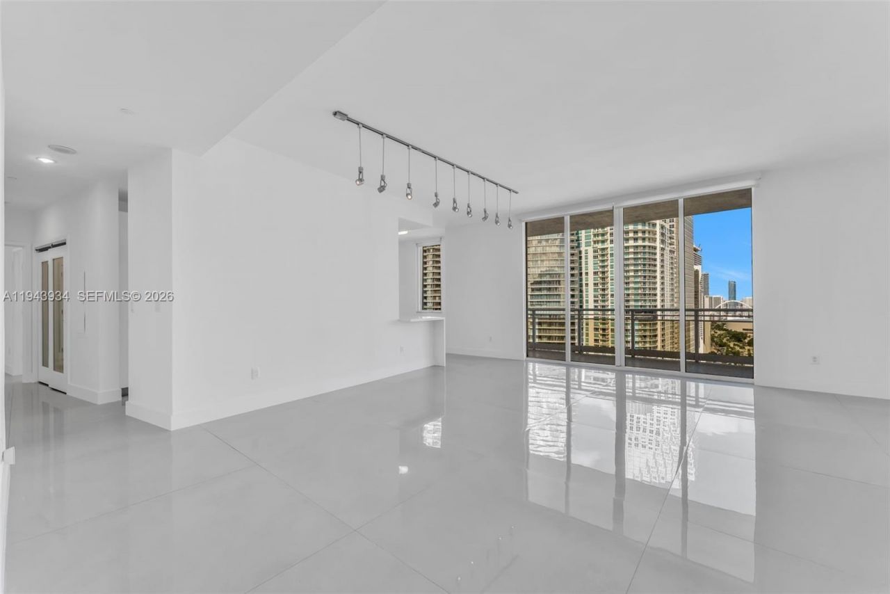 901 Brickell Key Blvd, Unit 3206, Miami, FL 33131 Photo