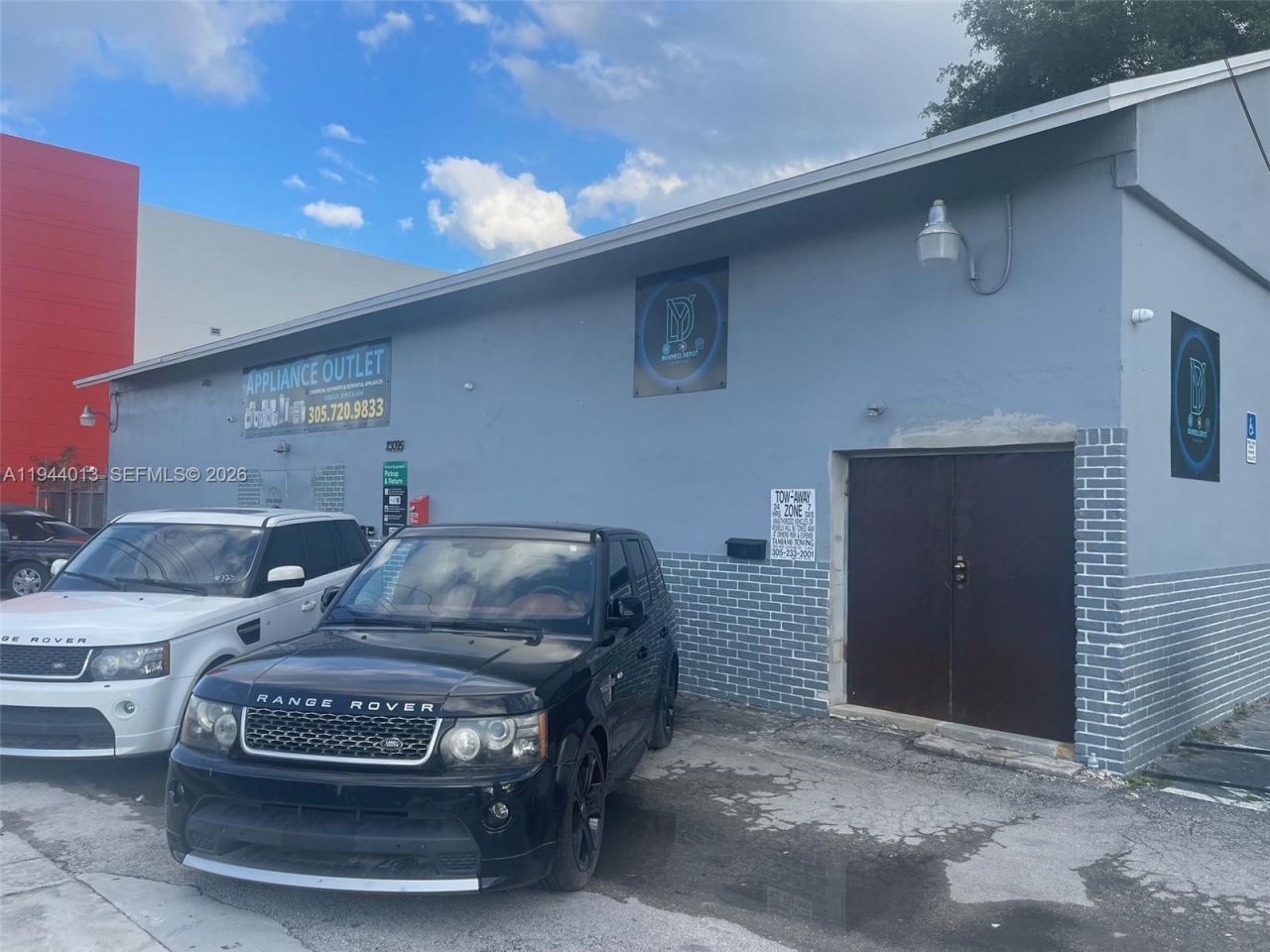 23095 S Dixie Hwy, Miami, FL 33170 Photo