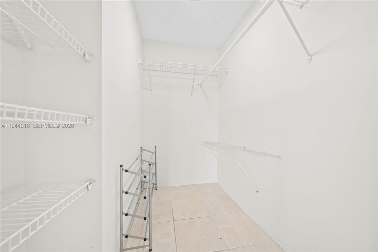 1975 Normandy Dr, Unit 206, Miami Beach, FL 33141 Photo