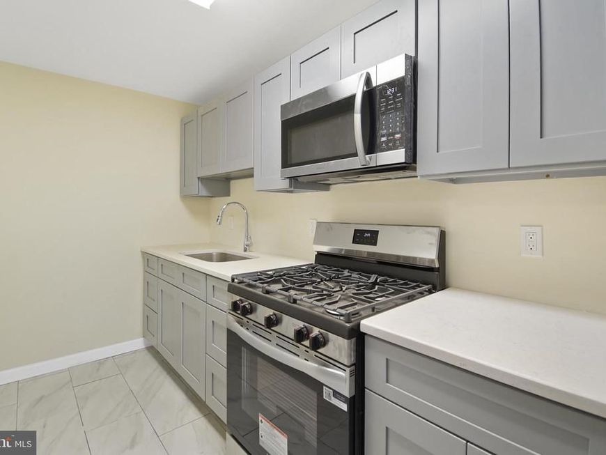 202 Golf Road, Darby, PA 19023 Main Photo