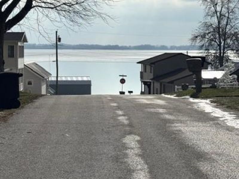 102 Beech Avenue, Celina, OH 45822 Photo 3