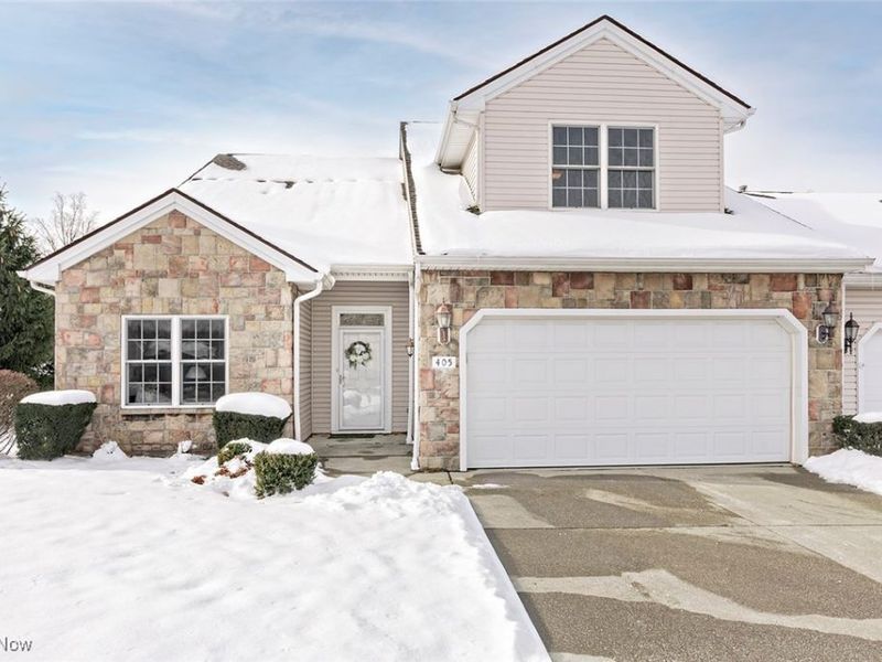 405 Creekside Drive, Mayfield Heights, OH 44143 Photo 1