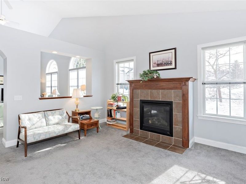 405 Creekside Drive, Mayfield Heights, OH 44143 Photo 11