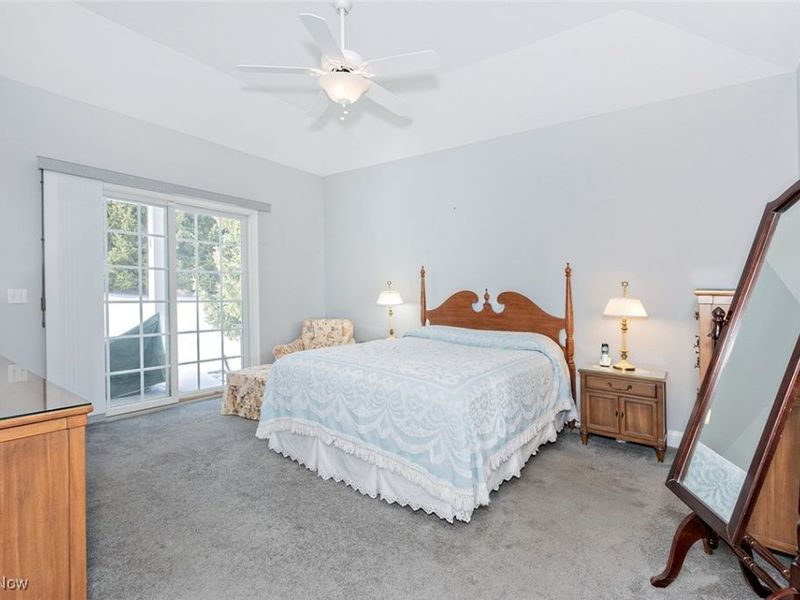 405 Creekside Drive, Mayfield Heights, OH 44143 Photo 27