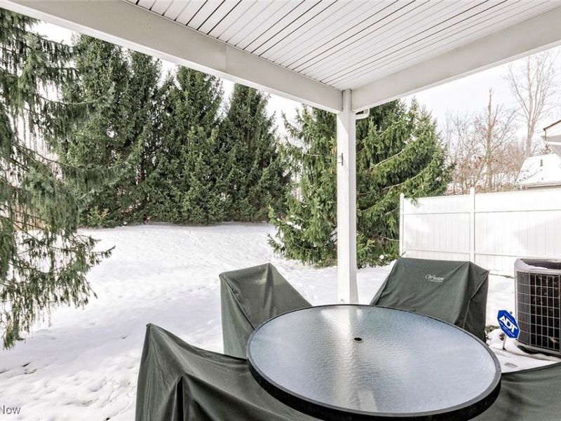 405 Creekside Drive, Mayfield Heights, OH 44143 Photo 46