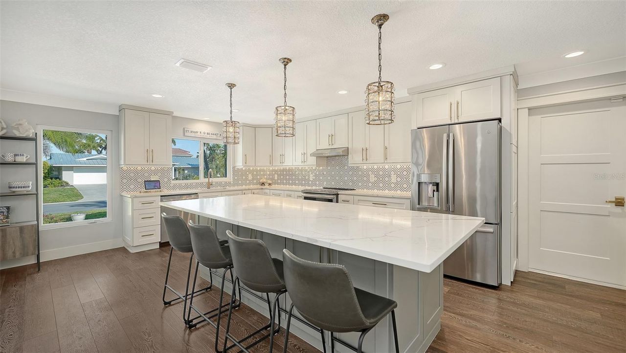 1050 Bogey Lane, Longboat Key, FL 34228 Photo