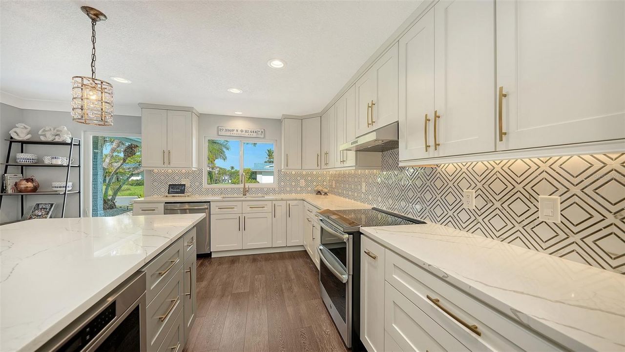 1050 Bogey Lane, Longboat Key, FL 34228 Photo