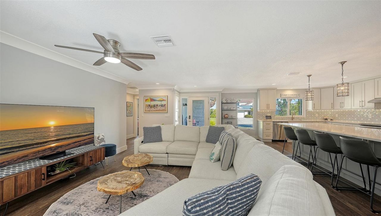 1050 Bogey Lane, Longboat Key, FL 34228 Photo