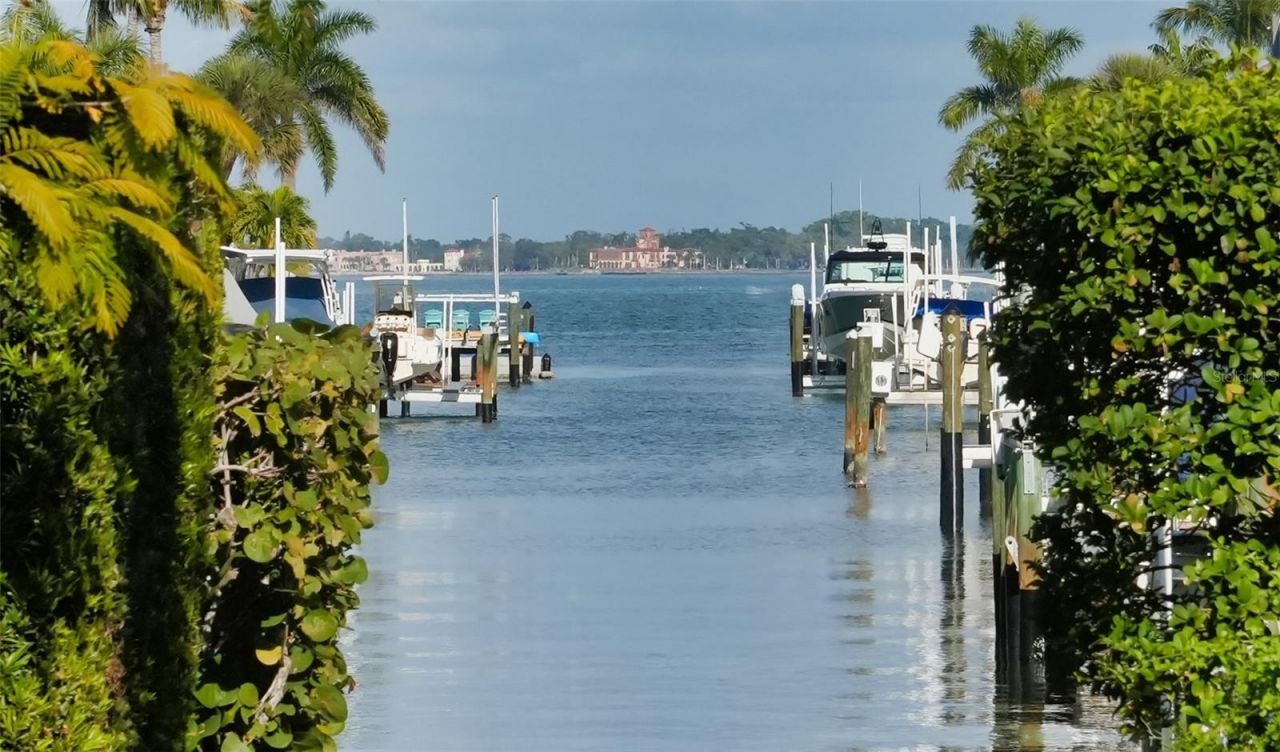 1050 Bogey Lane, Longboat Key, FL 34228 Photo