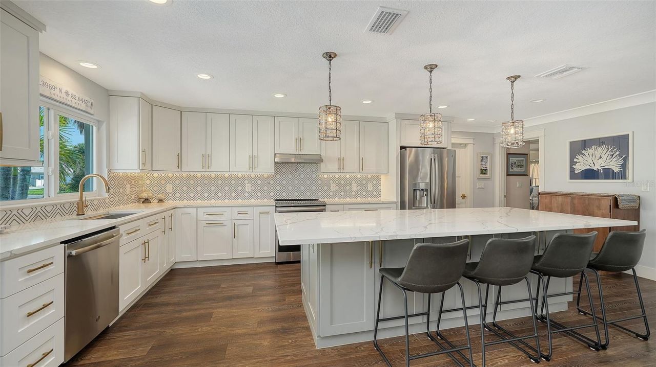 1050 Bogey Lane, Longboat Key, FL 34228 Photo