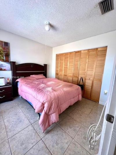 885 NE 213th Ter, Unit 2, Miami, FL 33179 Photo