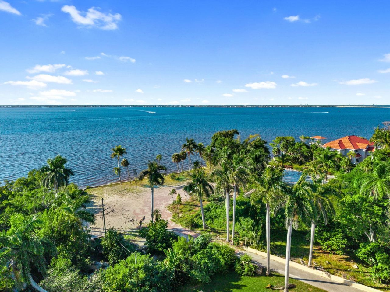 8661 Cajuput Cv, Fort Myers, FL 33919 Photo