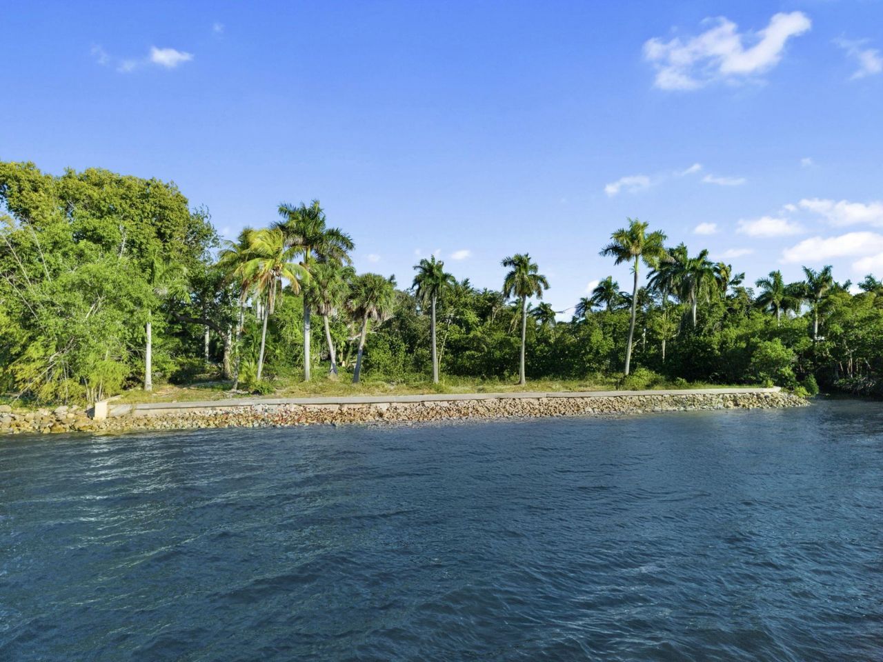 8661 Cajuput Cv, Fort Myers, FL 33919 Photo