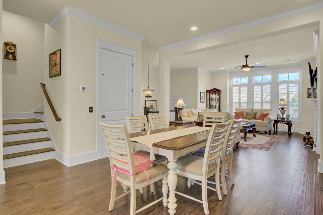 1705 Frissel Street Photo 11