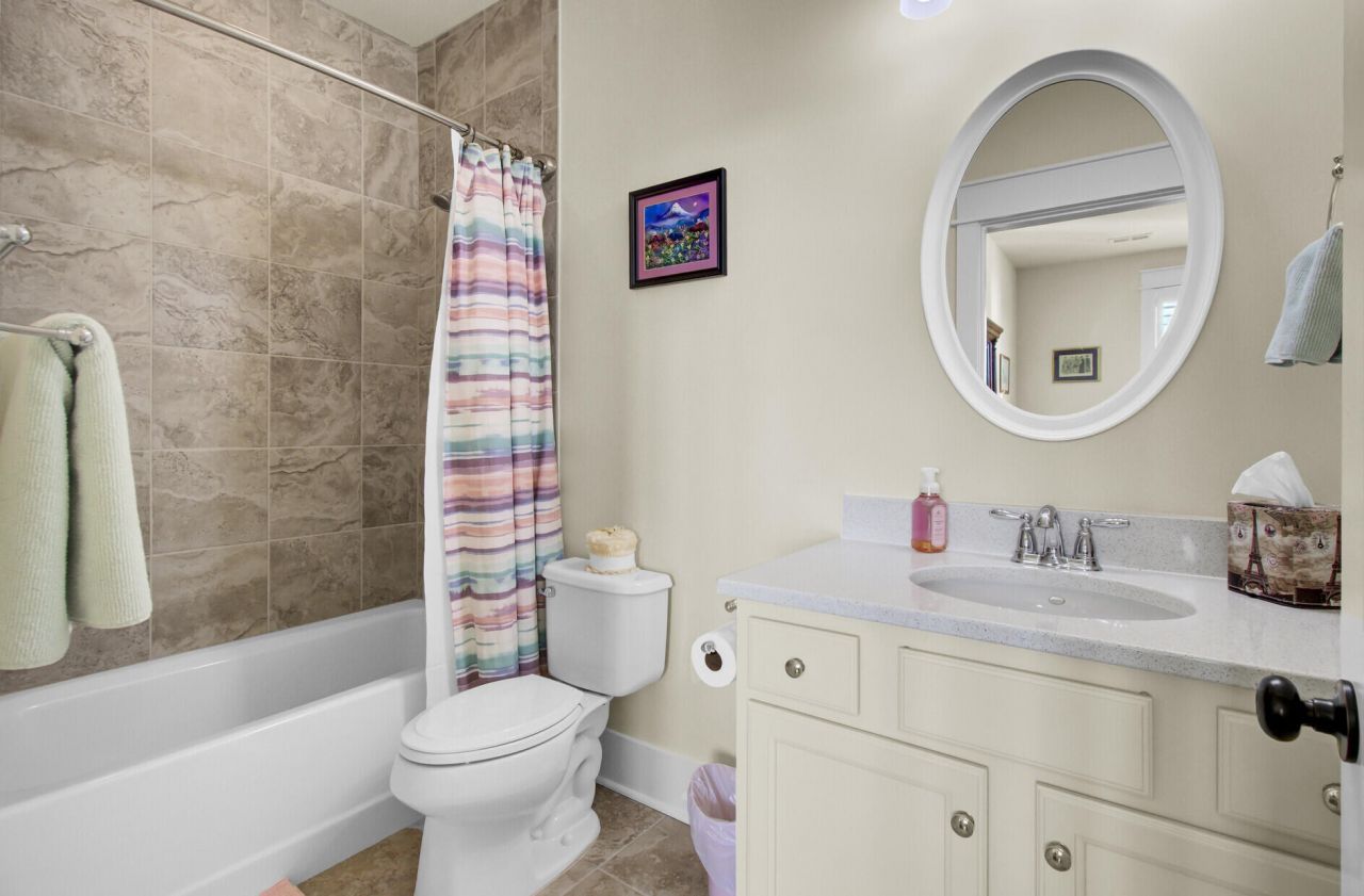 1705 Frissel Street Photo 55