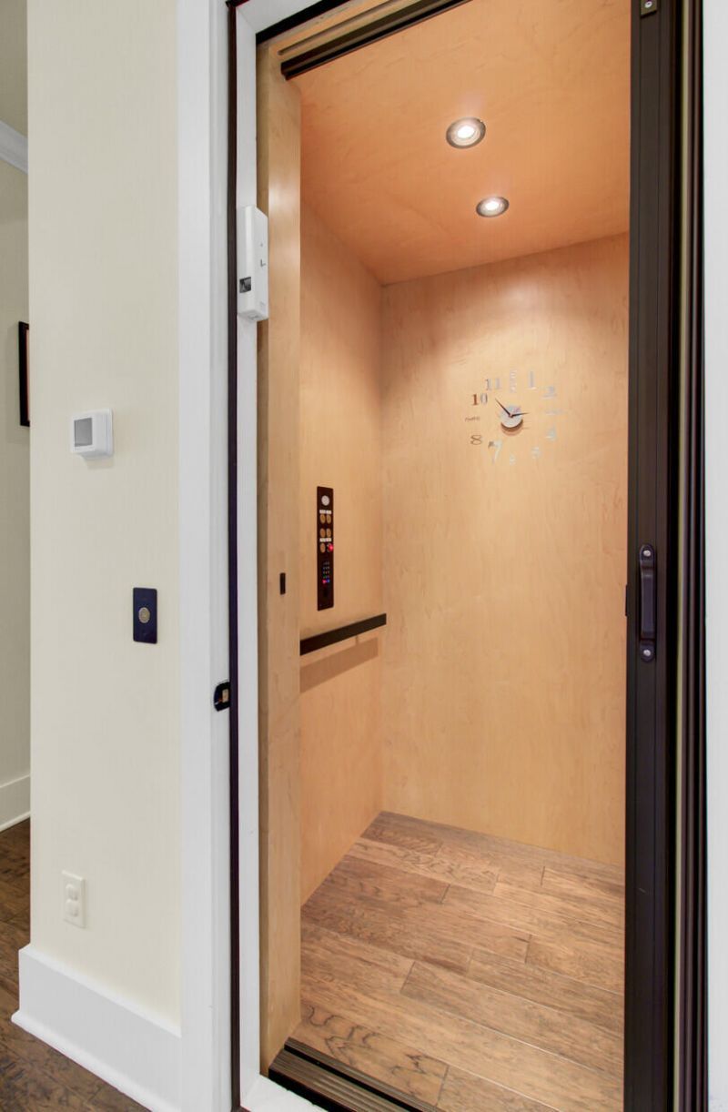 1705 Frissel Street Photo 57