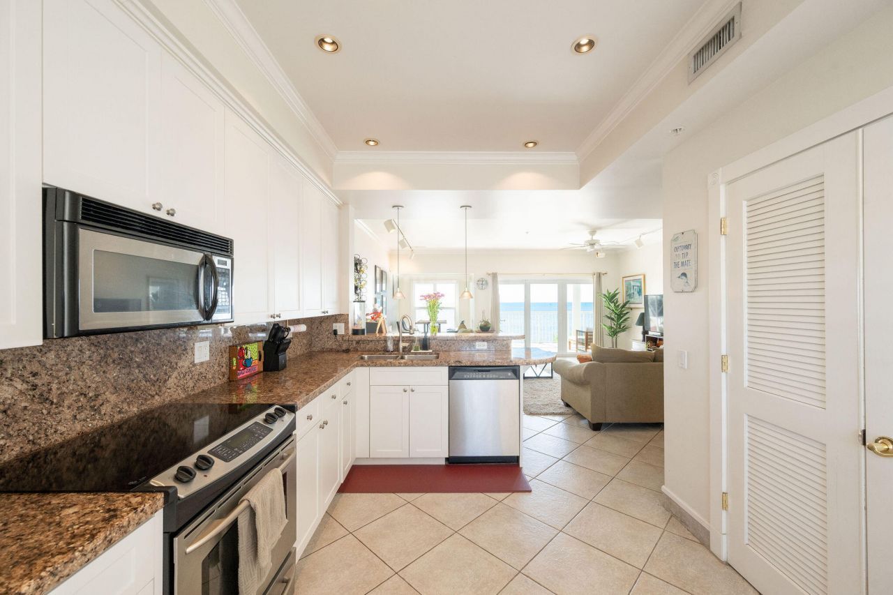 5960 Peninsular Avenue, Unit 110, Stock Island, FL 33040 Photo