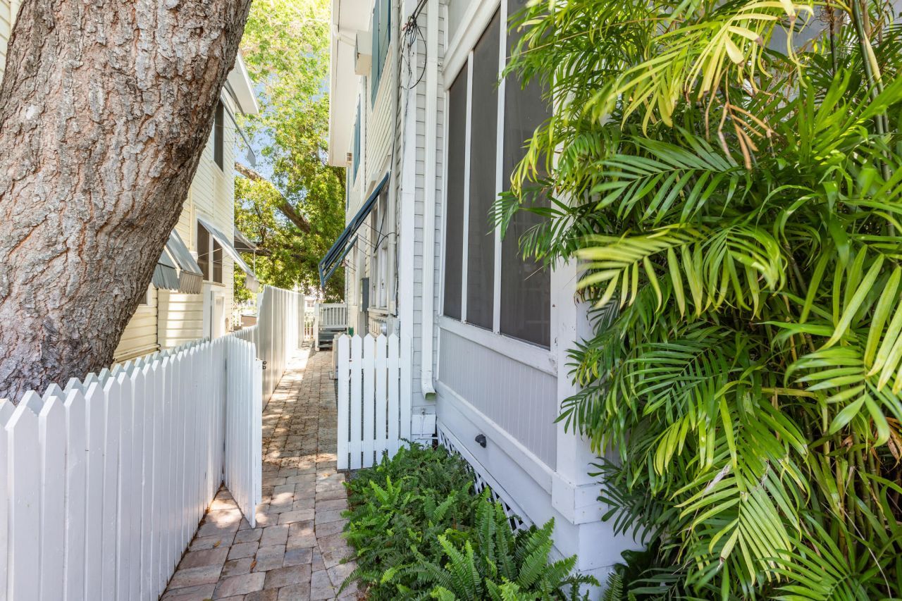 1203 Newton Street, Unit 1, Key West, FL 33040 Photo