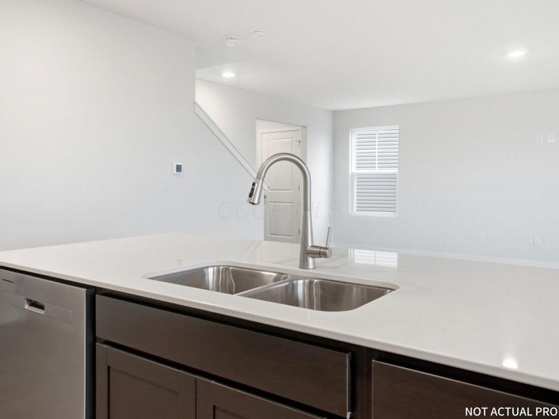 5910 Pitch Pine Drive, Canal Winchester, OH 43110 Photo 15