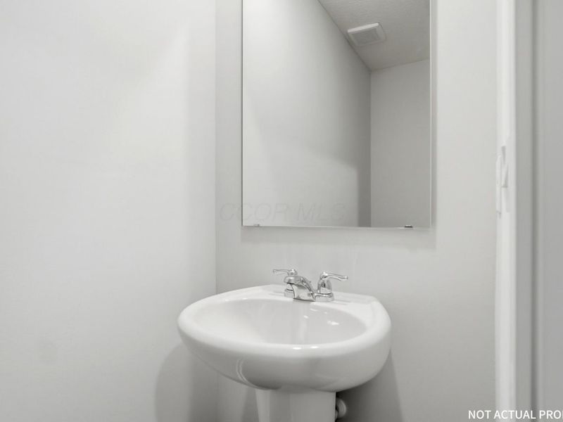 5910 Pitch Pine Drive, Canal Winchester, OH 43110 Photo 19