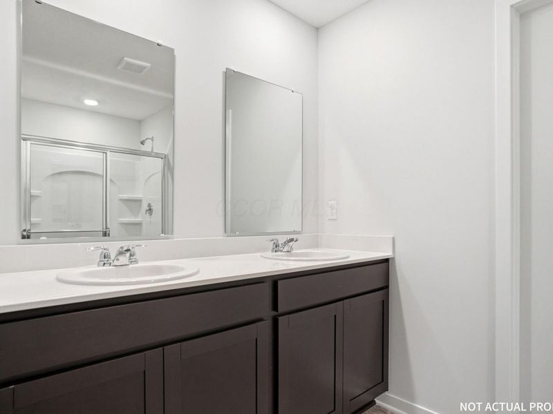 5910 Pitch Pine Drive, Canal Winchester, OH 43110 Photo 24