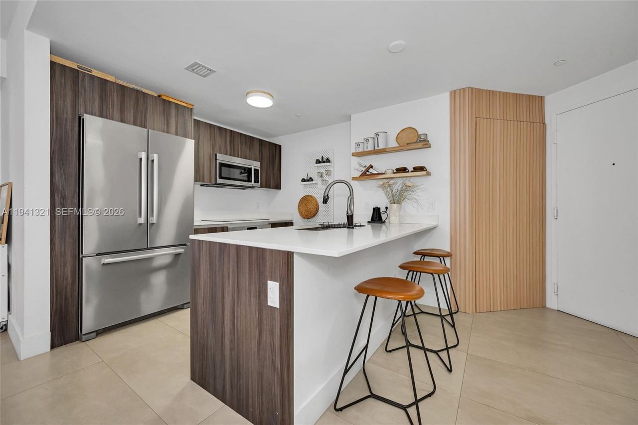 488 NE 18th St, Unit 1111, Miami, FL 33132 Photo