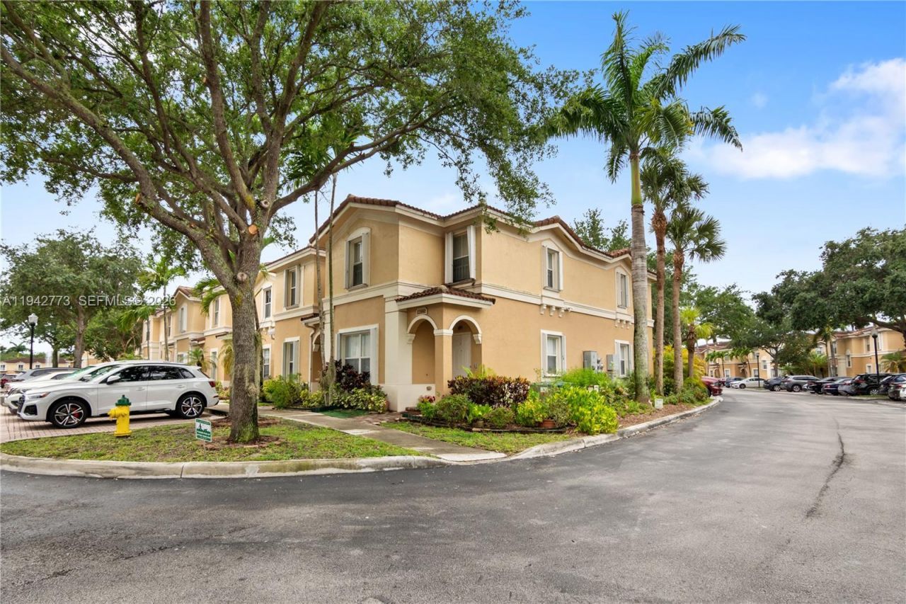 12990 SW 30th Ct, Unit 150, Miramar, FL 33027 Photo